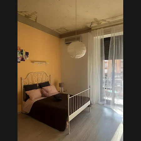 Deodato בית הארחה קטאניה